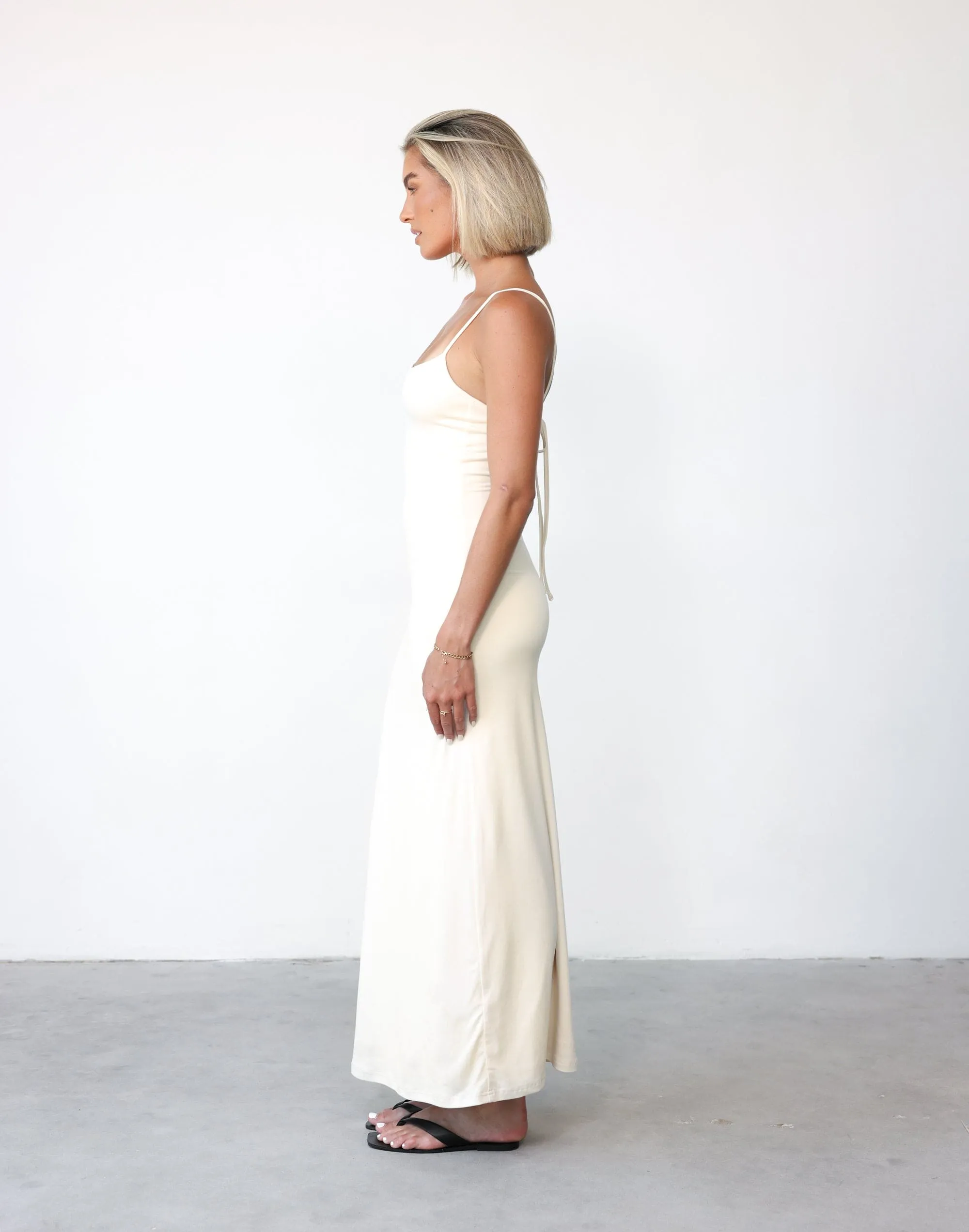 Alexina Maxi Dress (Oat)